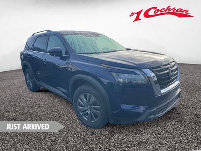 Used 2025 Nissan Pathfinder SV