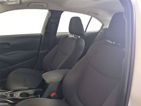 Used 2022 Toyota Corolla LE FWD image 10