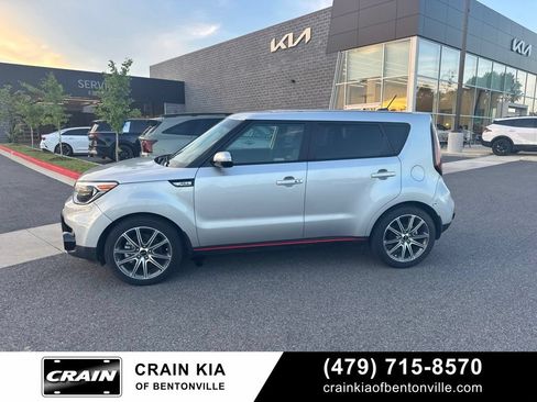 Used 2019 Kia Soul ! FWD image 7