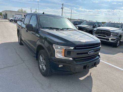 Used 2018 Ford F150 XLT w/ Equipment Group 302A Luxury AWD/4WD image 25