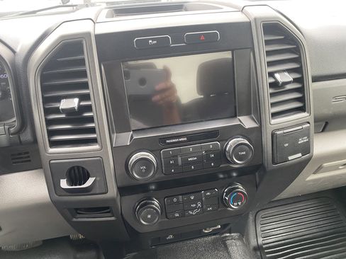 Used 2021 Ford F250 XL w/ STX Appearance Package image 16