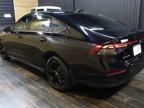 Used 2025 Honda Accord SE image 3