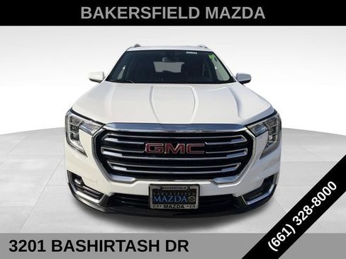 Used 2024 GMC Terrain SLT FWD image 8