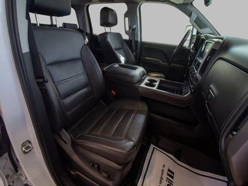 Used 2017 GMC Sierra 2500 Denali w/ Duramax Plus Package image 24