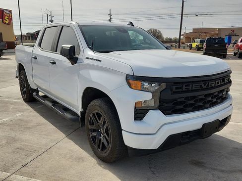 Used 2024 Chevrolet Silverado 1500 Custom w/ Turbomax Blackout Package RWD image 4