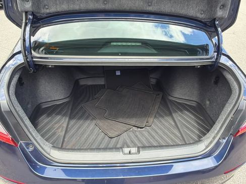 Used 2019 Honda Accord Touring image 19