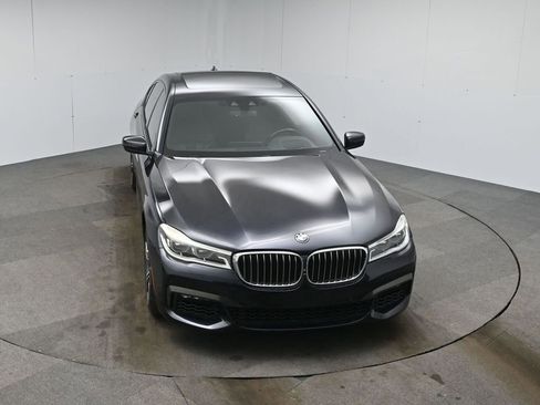 Used 2019 BMW 750i image 58