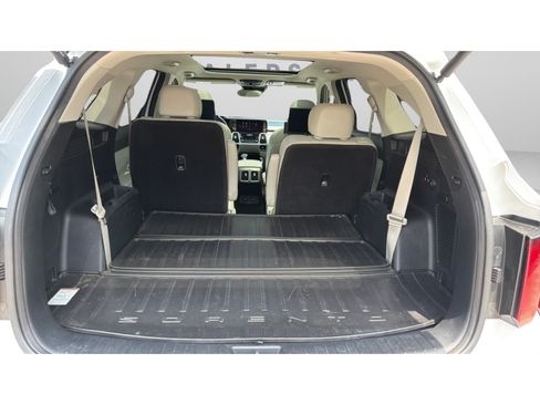Used 2022 Kia Sorento EX w/ Panoramic Sunroof Package FWD image 30