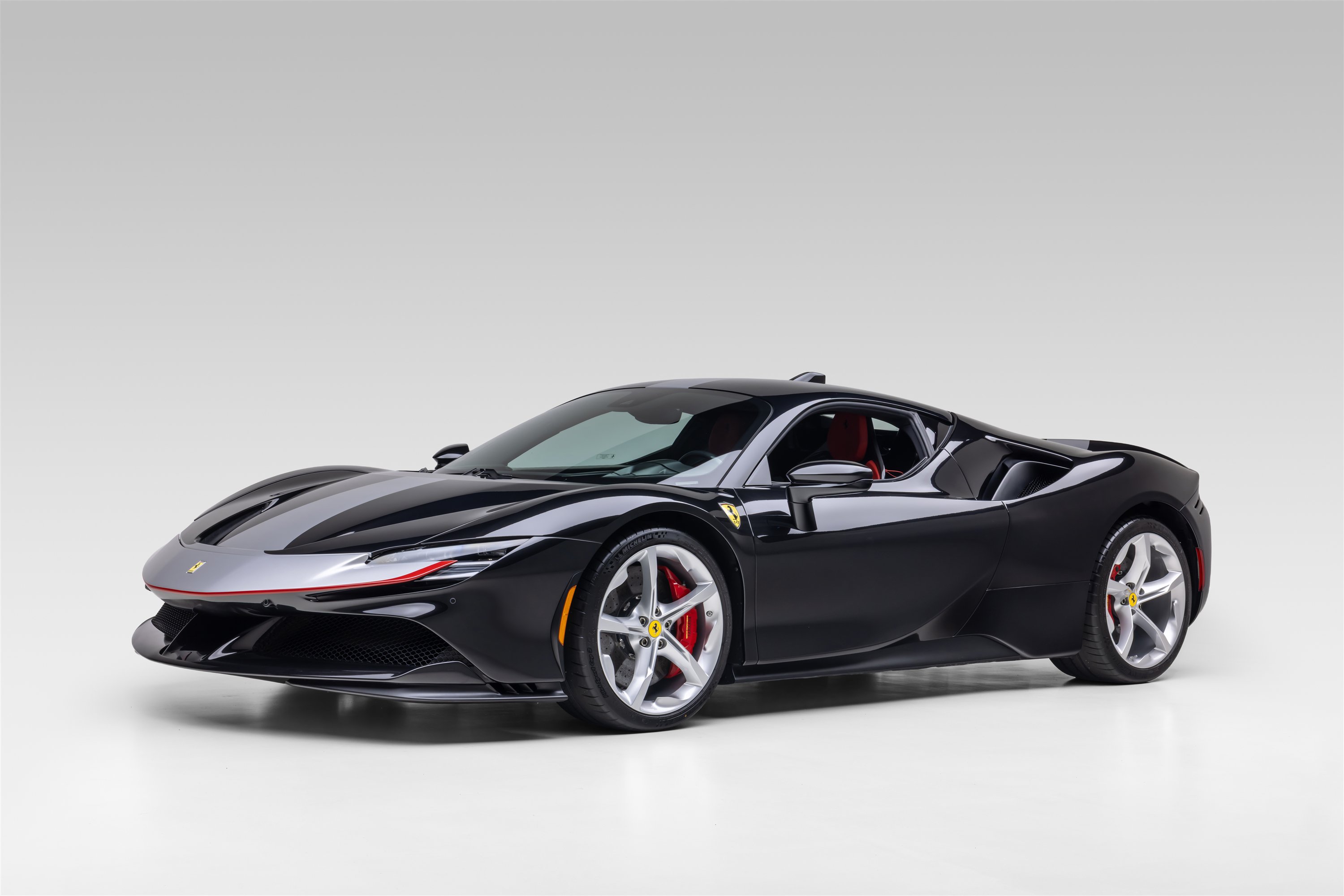 Certified 2021 Ferrari SF90 Stradale AWD/4WD image 2