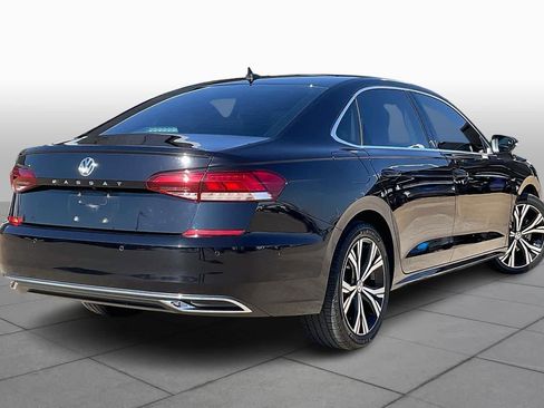 Used 2020 Volkswagen Passat 2.0T SEL image 14