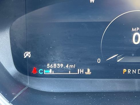 Used 2019 Lincoln Nautilus Select AWD/4WD image 13