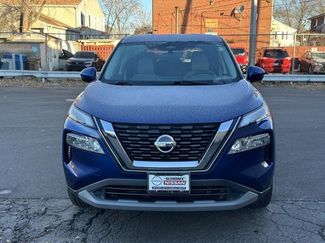 Used 2021 Nissan Rogue SV video 2