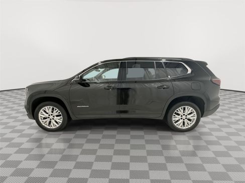 Used 2025 GMC Acadia Elevation w/ Elevation Premium Package image 2