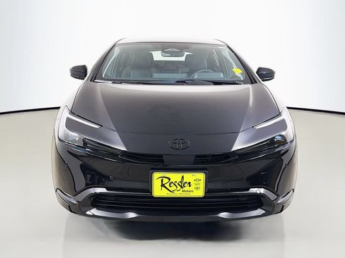 New 2026 Toyota Prius Plug-In Hybrid FWD image 2