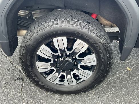 Used 2024 GMC Sierra 2500 Denali w/ Denali Reserve Package AWD/4WD image 21