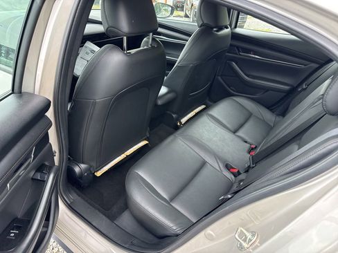 Used 2024 MAZDA MAZDA3 s image 11