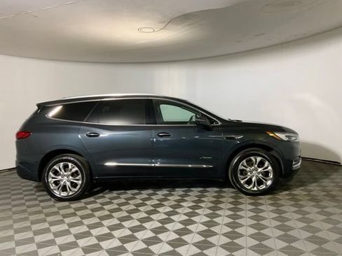 Used 2020 Buick Enclave Avenir w/ Avenir Technology Package AWD/4WD image 3