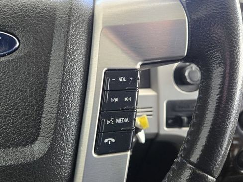 Used 2014 Ford F150 Platinum image 28