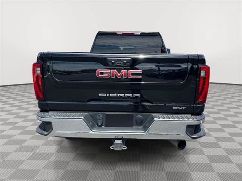Used 2024 GMC Sierra 3500 SLT w/ SLT Convenience Package AWD/4WD image 4