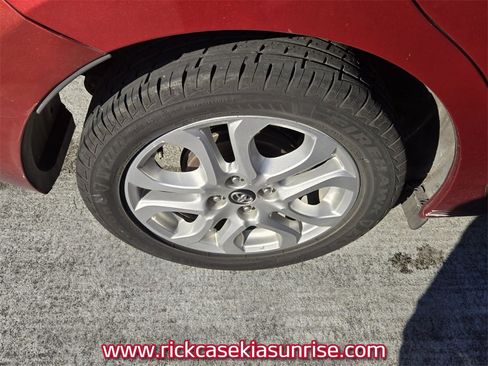 Used 2018 Toyota Yaris iA image 10