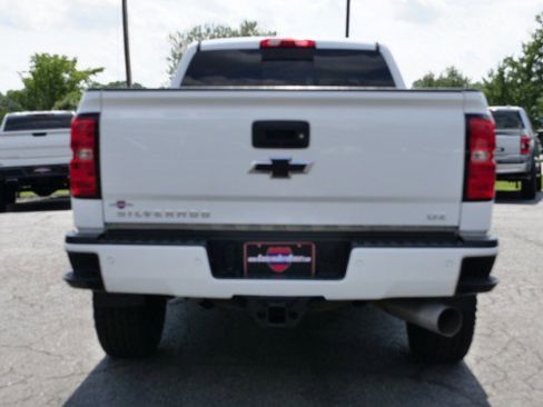 Used 2017 Chevrolet Silverado 2500 LTZ w/ Duramax Plus Package AWD/4WD image 7