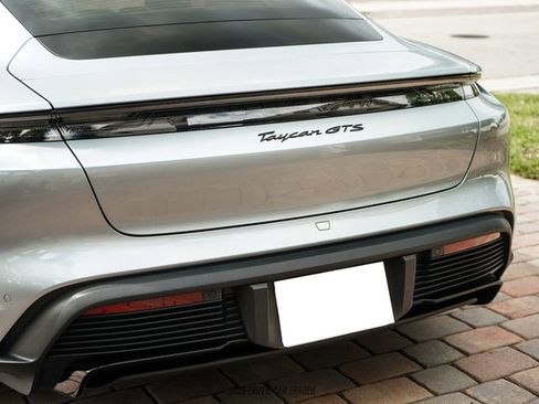 Used 2024 Porsche Taycan GTS image 78