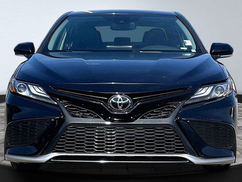Used 2024 Toyota Camry XSE FWD image 3