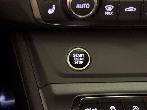 Certified 2025 Audi Q3 2.0T Premium Plus w/ Premium Plus Package image 22