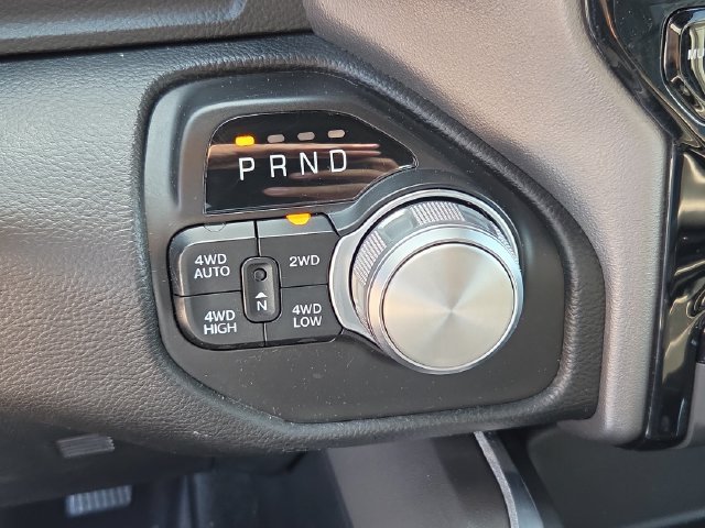 Used 2022 RAM 1500 Laramie w/ Sport Appearance Package AWD/4WD image 17