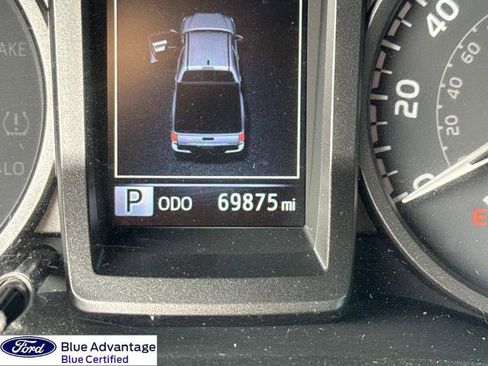 Used 2022 Toyota Tacoma TRD Off-Road w/ Technology Package image 2