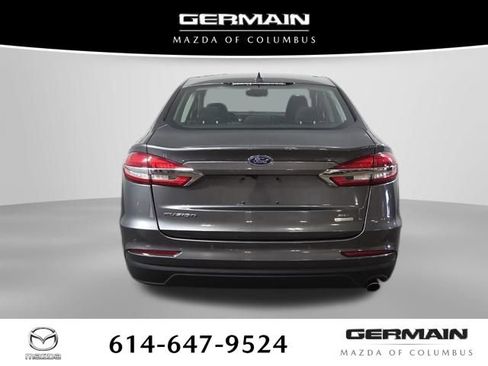 Used 2019 Ford Fusion SE FWD image 9