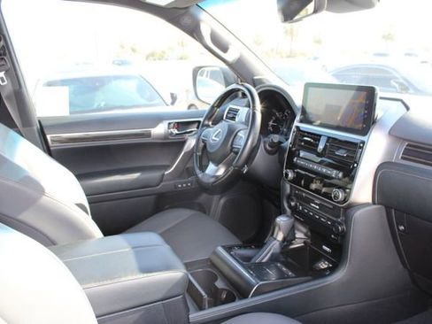 Certified 2023 Lexus GX 460 Premium w/ Premium Package AWD/4WD image 5