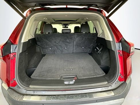 Used 2023 Nissan Rogue SV w/ SV Premium Package AWD/4WD image 25