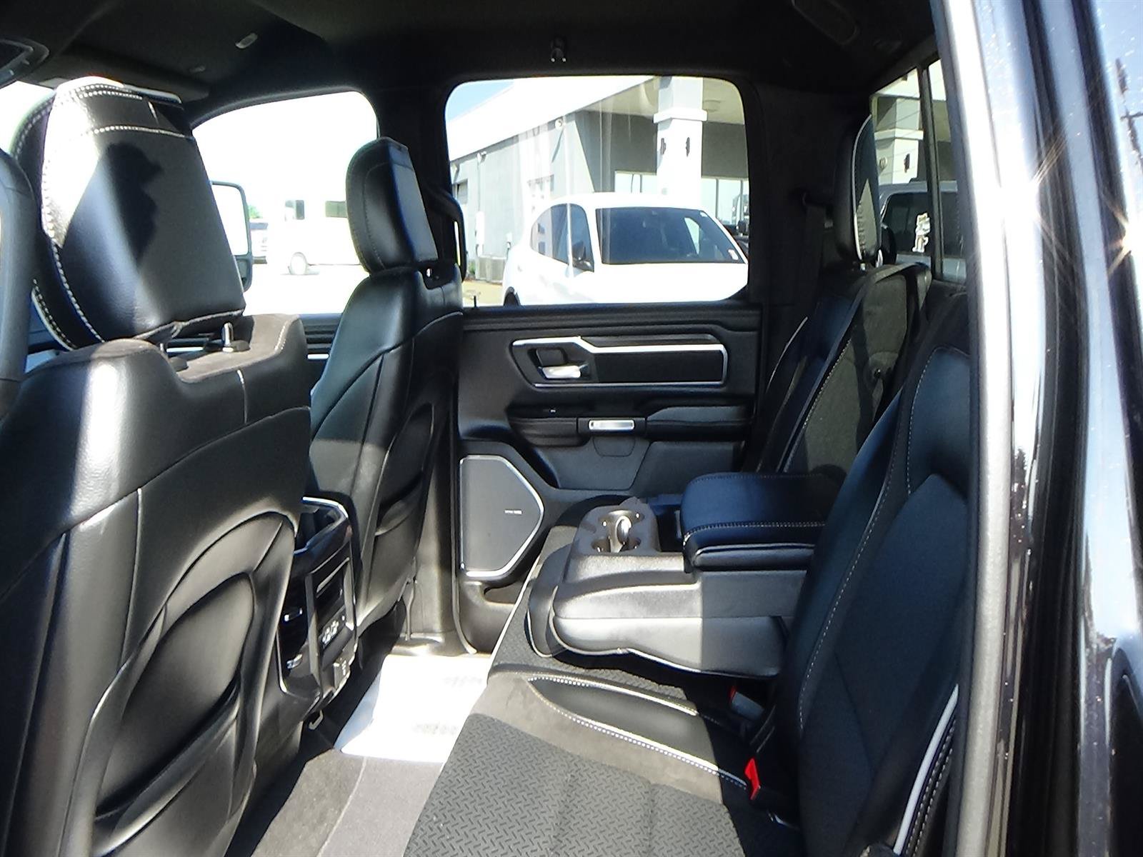 Used 2025 RAM 1500 Laramie w/ Night Edition AWD/4WD image 14