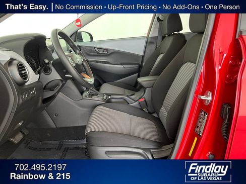 Used 2021 Hyundai Kona SEL w/ Winter Weather Package image 12