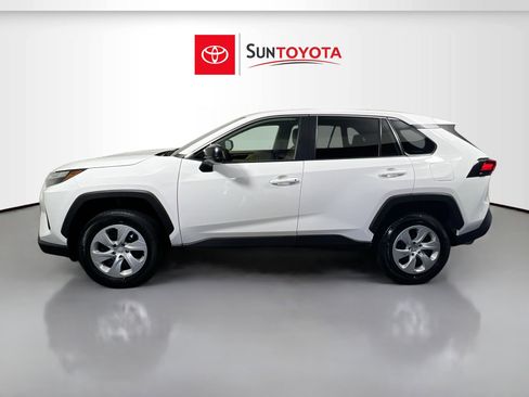 Used 2025 Toyota RAV4 LE FWD image 7