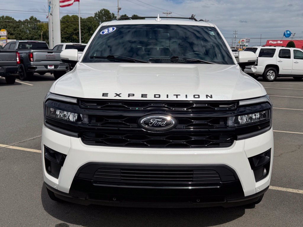 Used 2023 Ford Expedition Limited RWD image 10