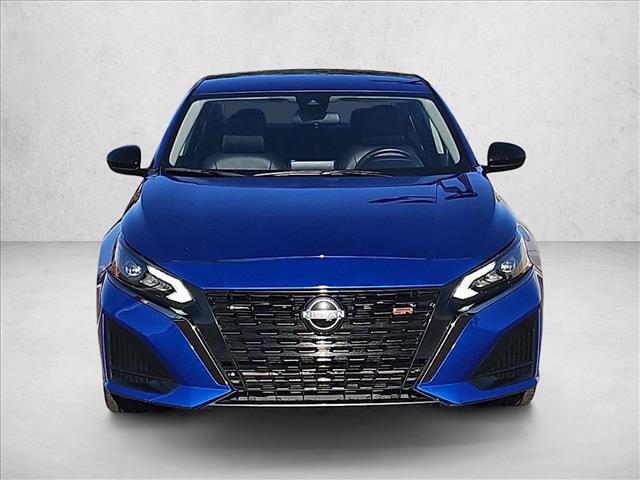 Used 2025 Nissan Altima 2.5 SR FWD image 2
