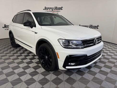 Used 2021 Volkswagen Tiguan SE R-Line AWD/4WD image 6