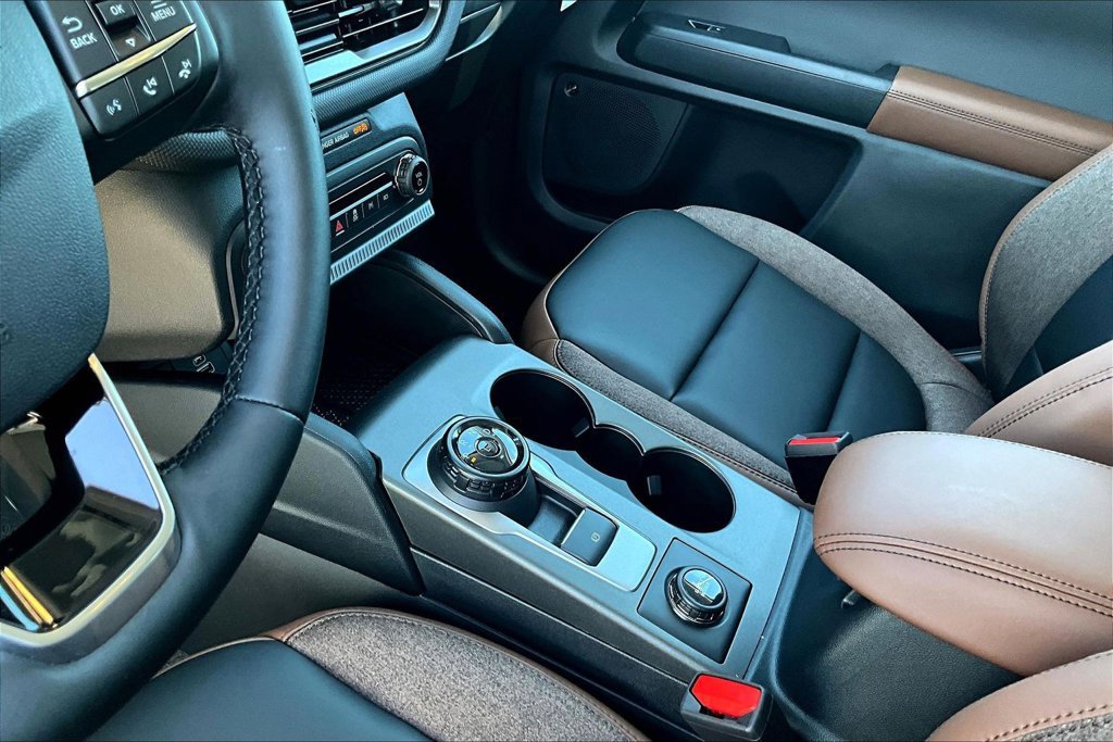 New 2026 Ford Bronco Sport Outer Banks w/ Outer Banks Tech Package+ AWD/4WD image 8