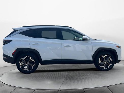Used 2024 Hyundai Tucson Limited AWD/4WD image 2