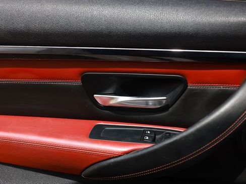 Used 2015 BMW M4 Coupe image 48