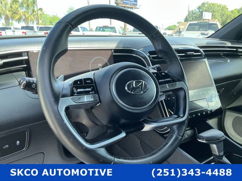 Used 2023 Hyundai Santa Cruz SEL Premium image 19