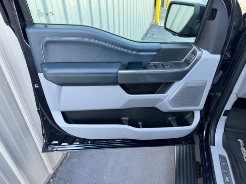 Used 2022 Ford F150 Limited image 7
