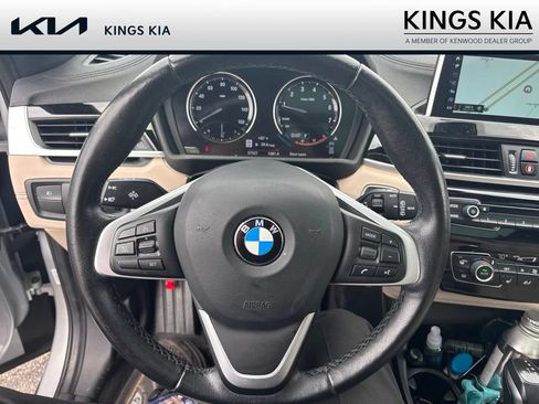 Used 2019 BMW X2 sDrive28i FWD image 3