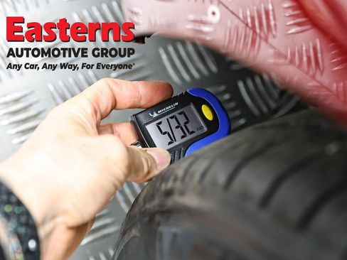 Used 2021 Tesla Model 3 Standard Range Plus image 23