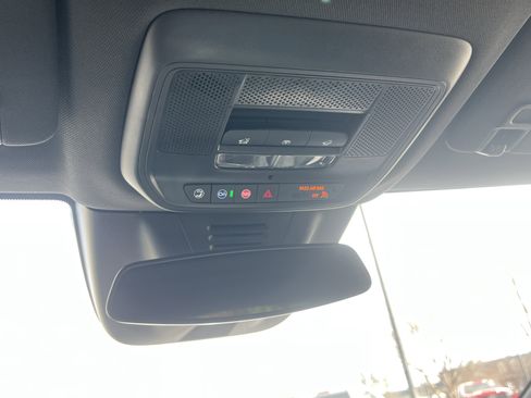 New 2026 Chevrolet Equinox EV LT AWD/4WD image 31