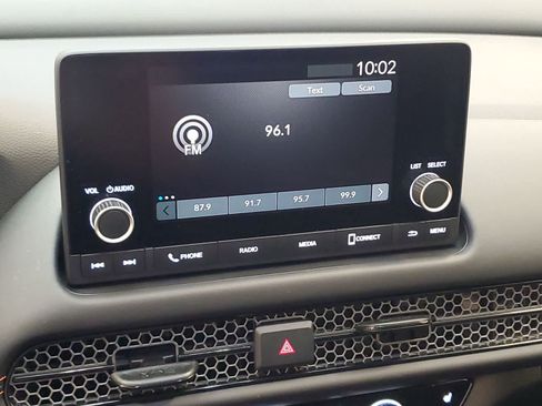 Certified 2025 Honda HR-V Sport image 4