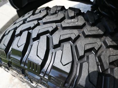 Used 2024 RAM 2500 Big Horn AWD/4WD image 9