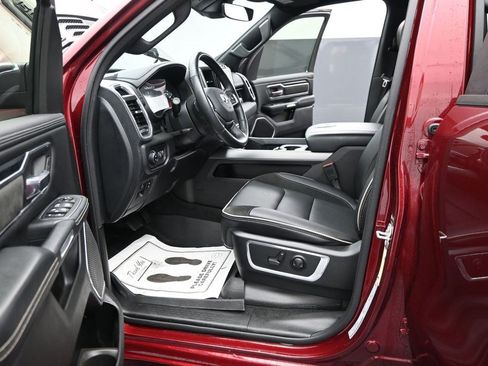 Used 2023 RAM 1500 Laramie AWD/4WD image 12